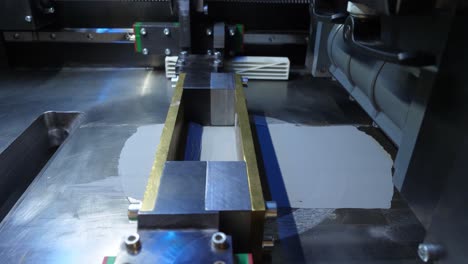 máquina de impresión 3d en funcionamiento