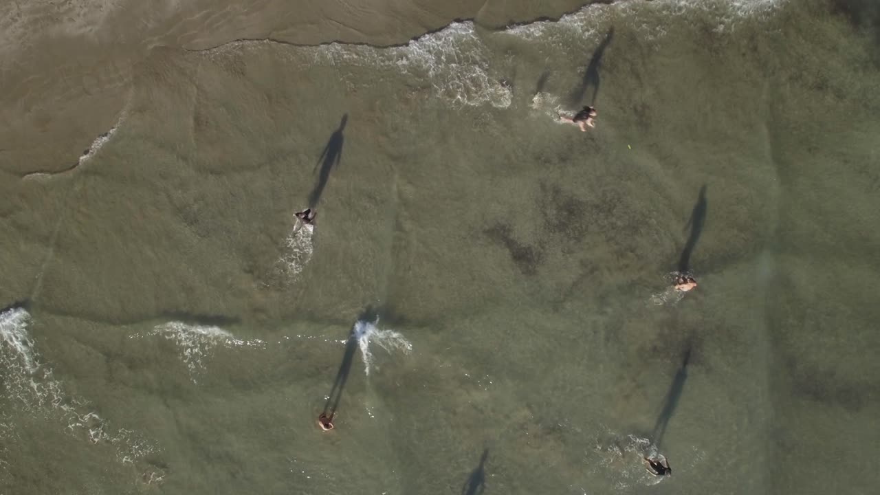 바다에서 사람의 아름다운 경치