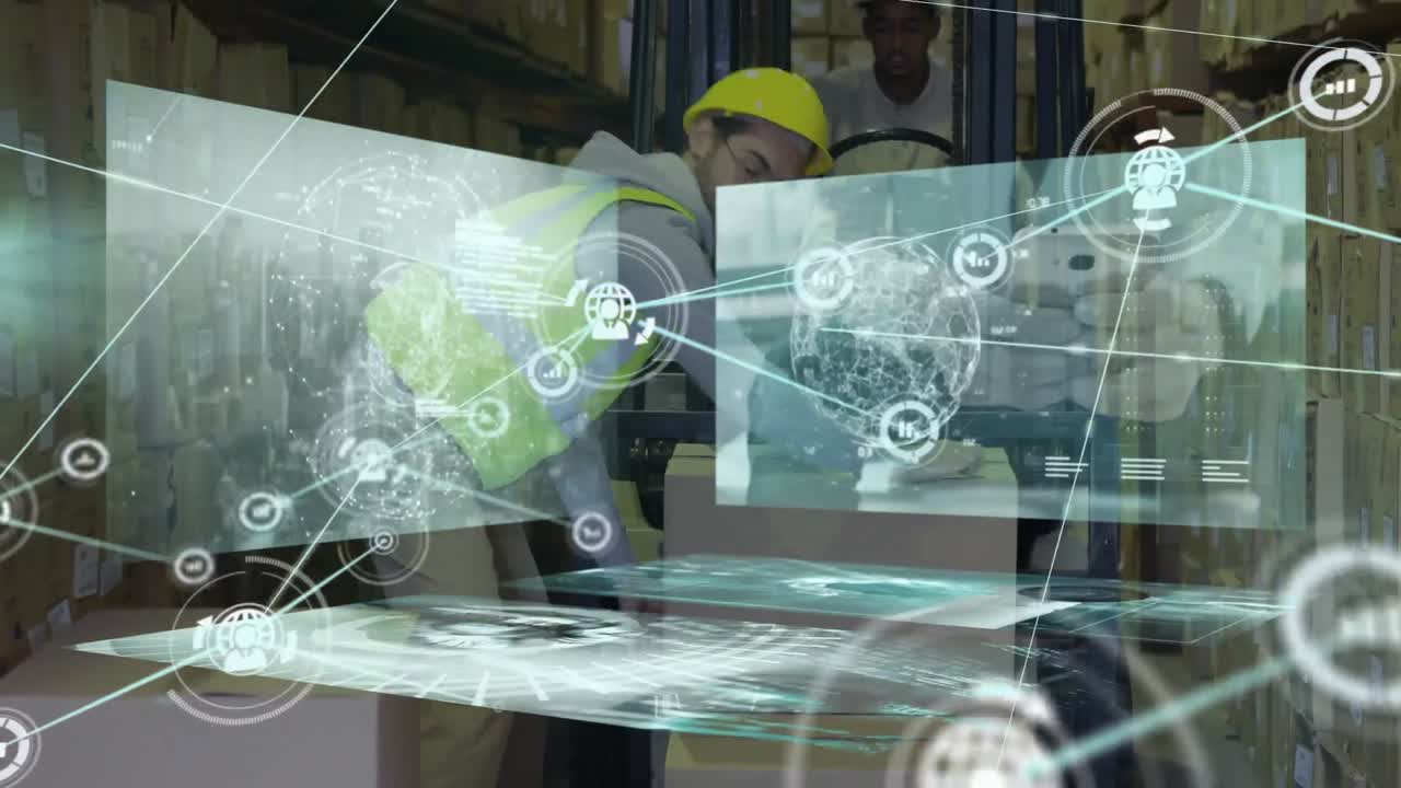 Animación del procesamiento de datos sobre un trabajador caucásico en un almacén