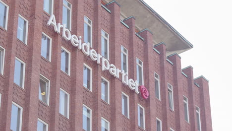 arbeiderpartiet the labor party building facade in oslo on youngstorget