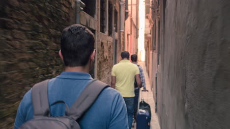 narrow alley in venice