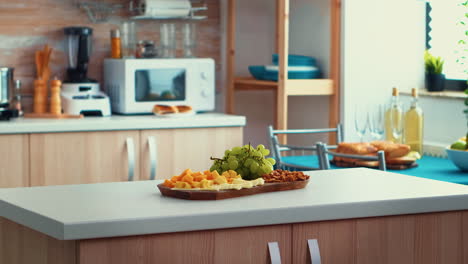 Close-up-of-kitchen-table