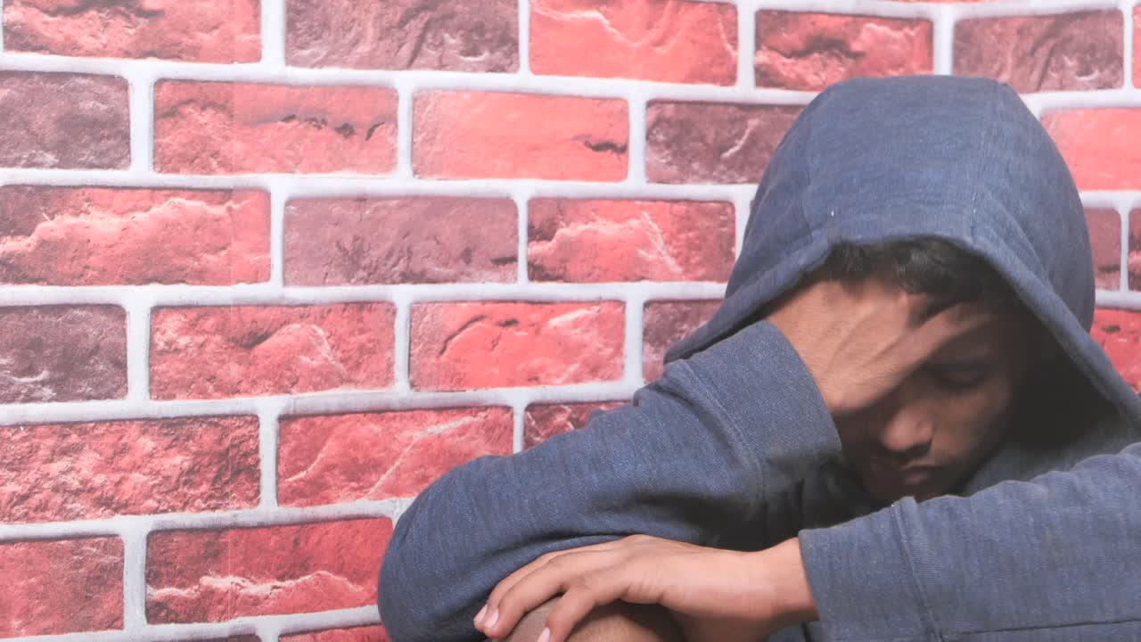 곤경에 처한 젊은이