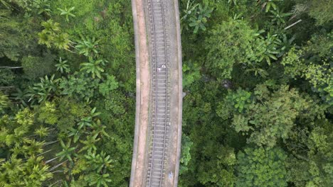 Drohnenansicht-Der-Ella-Neun-Bogen-Brücke-In-Sri-Lanka