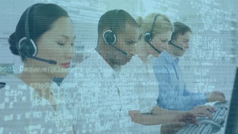 animazione dell'elaborazione dei dati finanziari su diversi uomini d'affari che utilizzano cuffie e computer