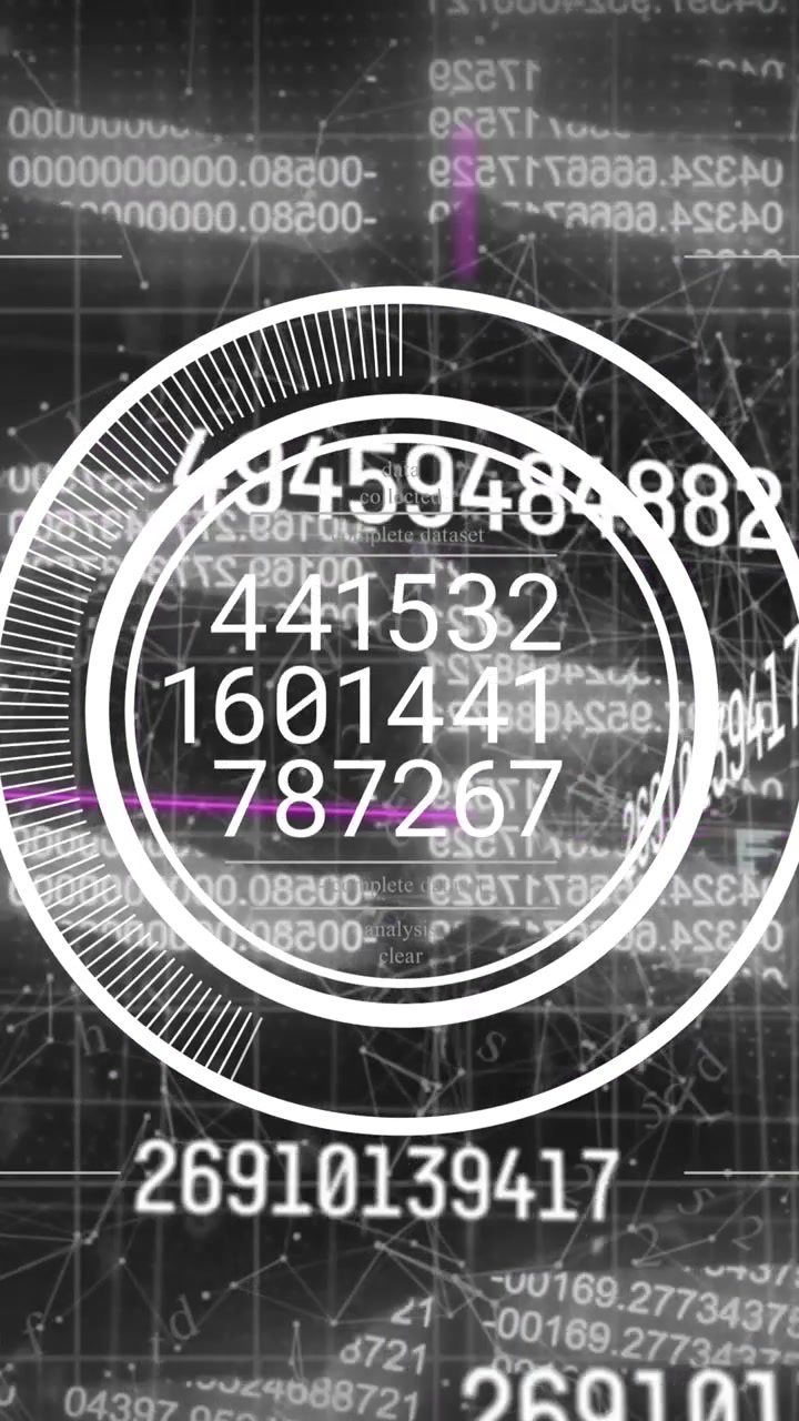 Animazione di catene di sicurezza online, numeri ed elaborazione dati su schermi