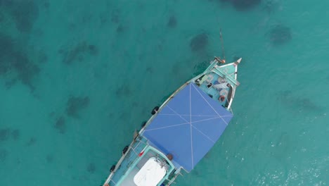 Aerial-View-of-Boats