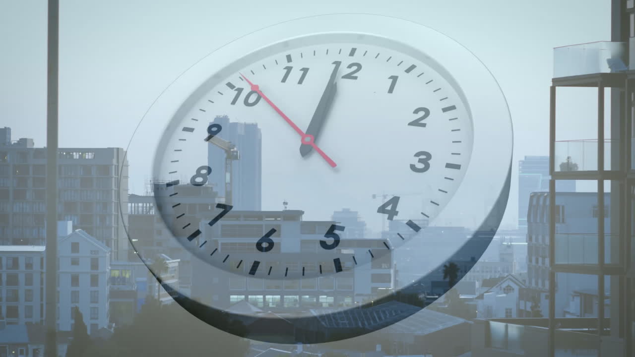 animación de un reloj que se mueve sobre el paisaje urbano