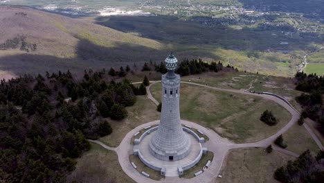 Aerial-footage-of-the-War-Memorial-tower-at-the-summit-of-Mt