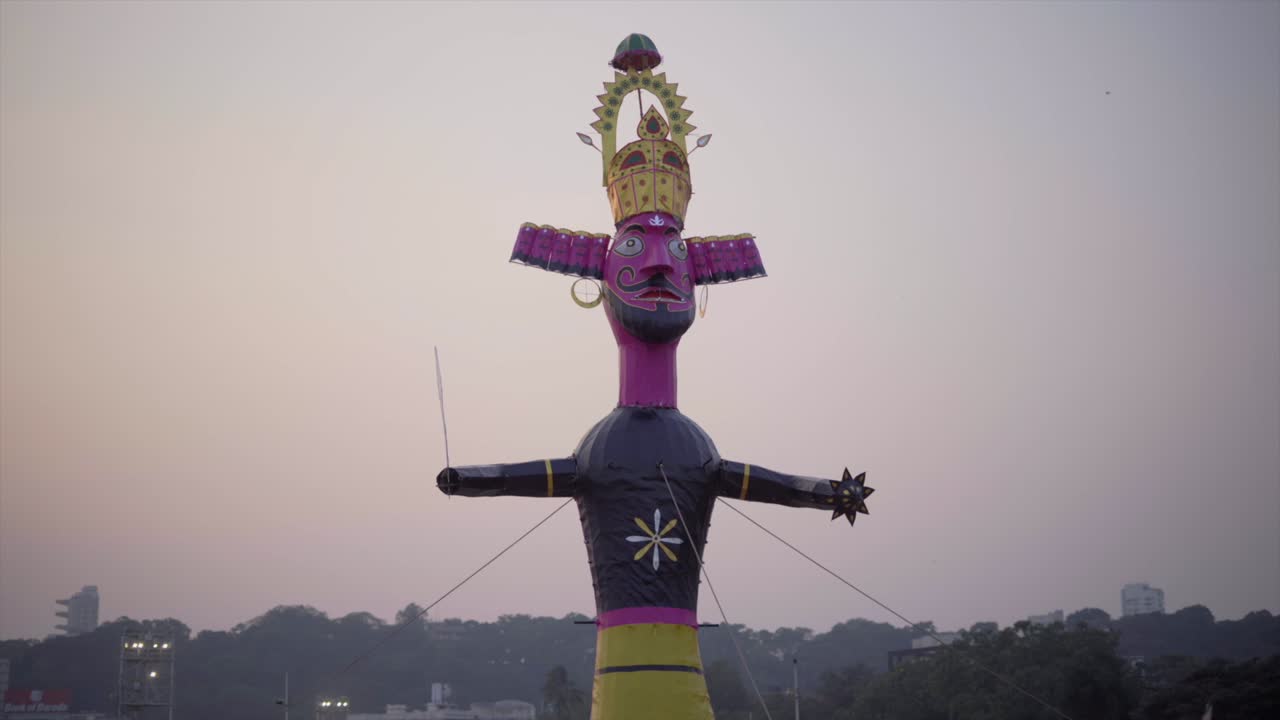 festival de dussehra - quema de efigies de ravana en mumbai, religión en la india