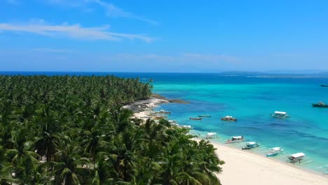 Imágenes-De-Drones-Sobre-La-Isla-De-Daku-Siargao