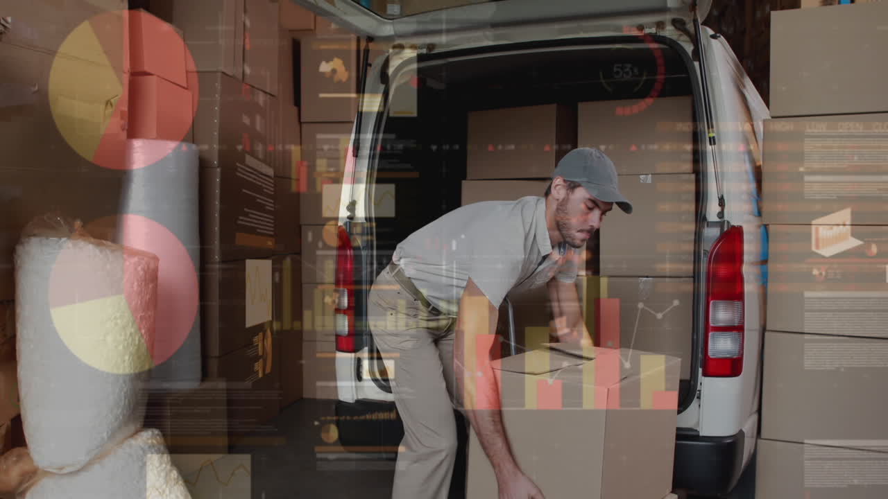 procesamiento de datos estadísticos contra hombre caucásico repartidor apilando cajas en su furgoneta de reparto