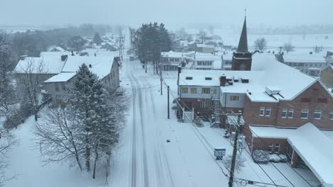 Small-town-during-blizzard-in-USA