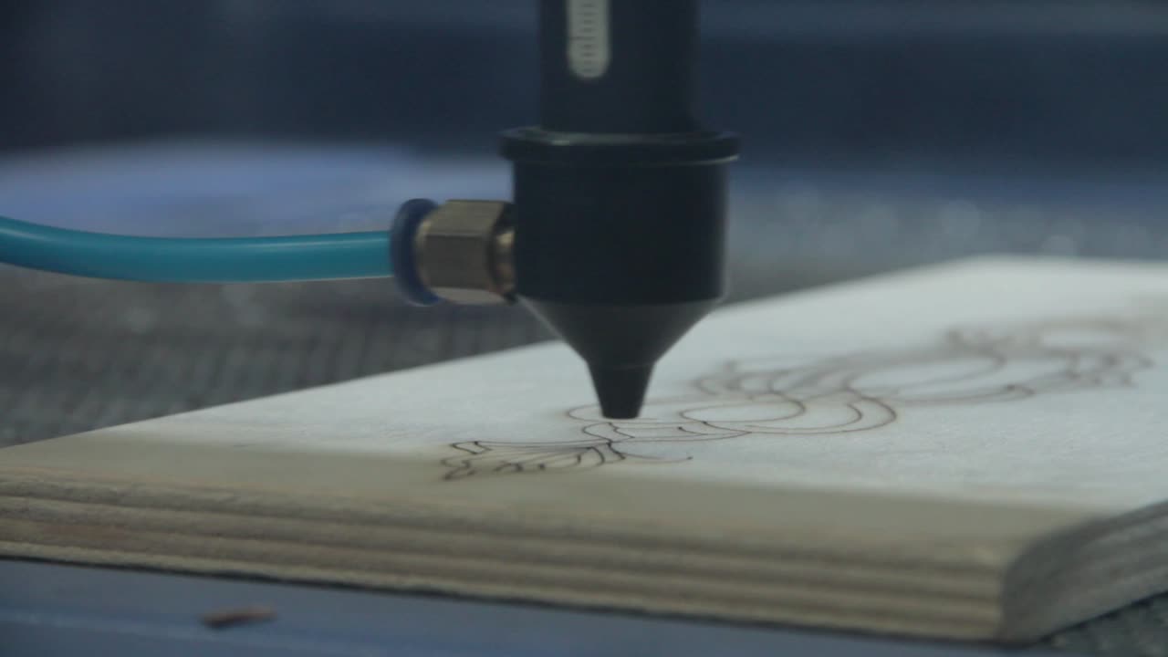 레이저 조각 기계 나무 패널 절단