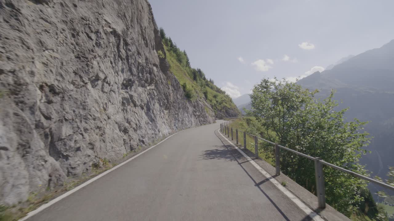 스위스 서스텐패스 주행 영상