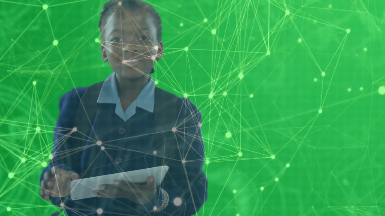 Animazione di una rete di connessioni che si muove su una scolara che usa un tablet.