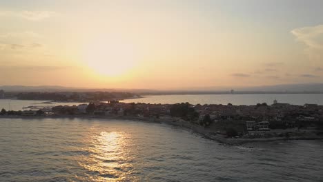 Sonnenuntergang-In-Der-Nähe-Des-Weltkulturerbes-Von-Nesebar-In-Bulgarien