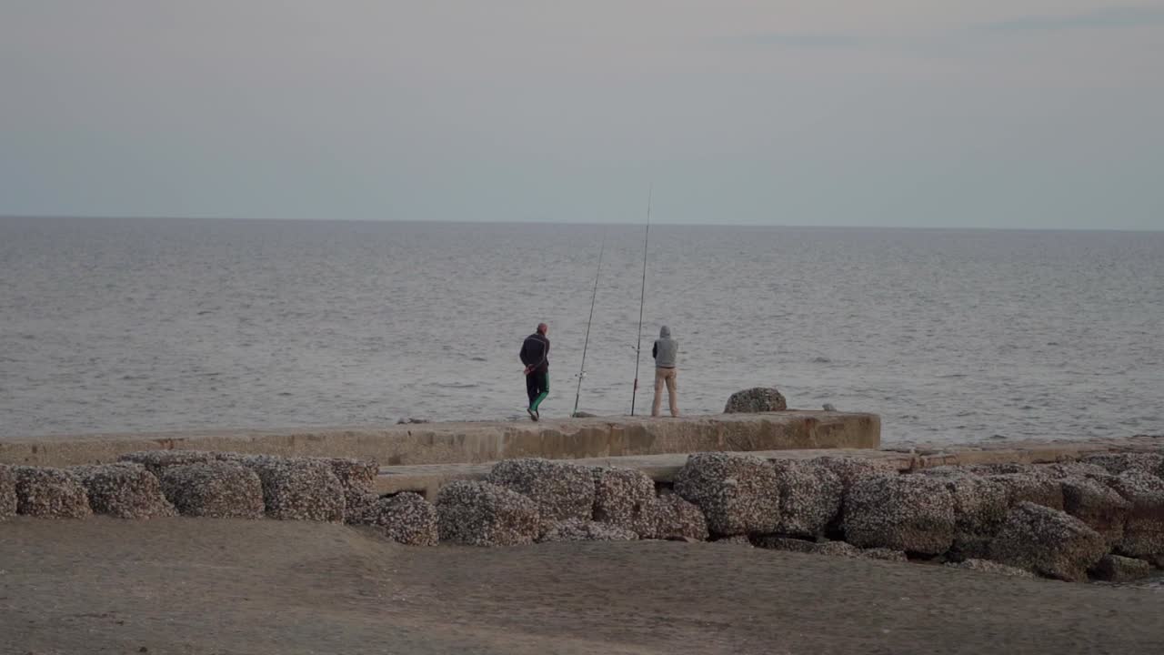 FIshermans on the wharf fishing