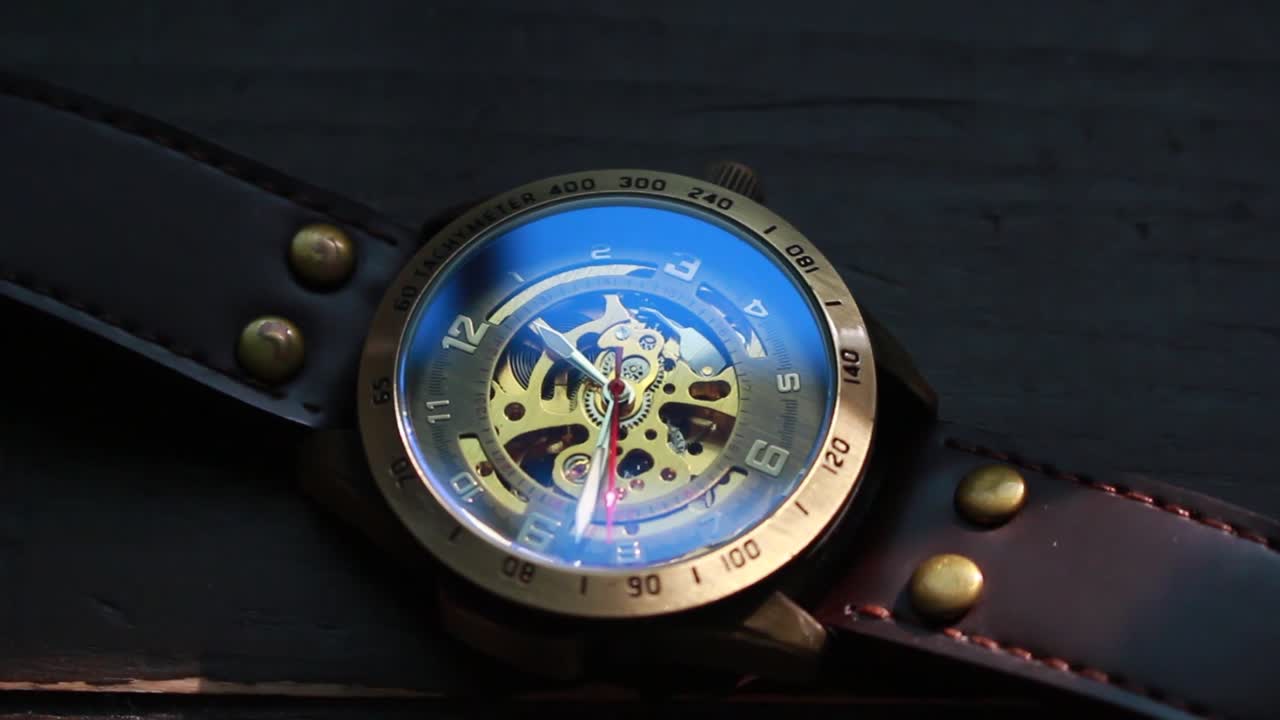 cerrar el lapso de tiempo de un reloj de pulsera steampunk