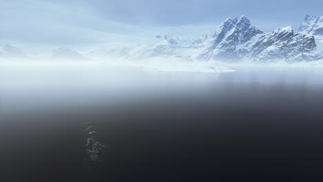 mountains-and-sea-at-Lofoten-islands-in-Norway