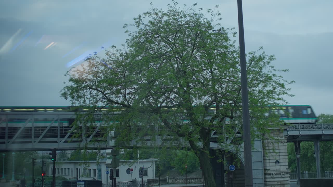 ZOOM OUT SHOT OF BIR HAKEIM METRO IN PARIS