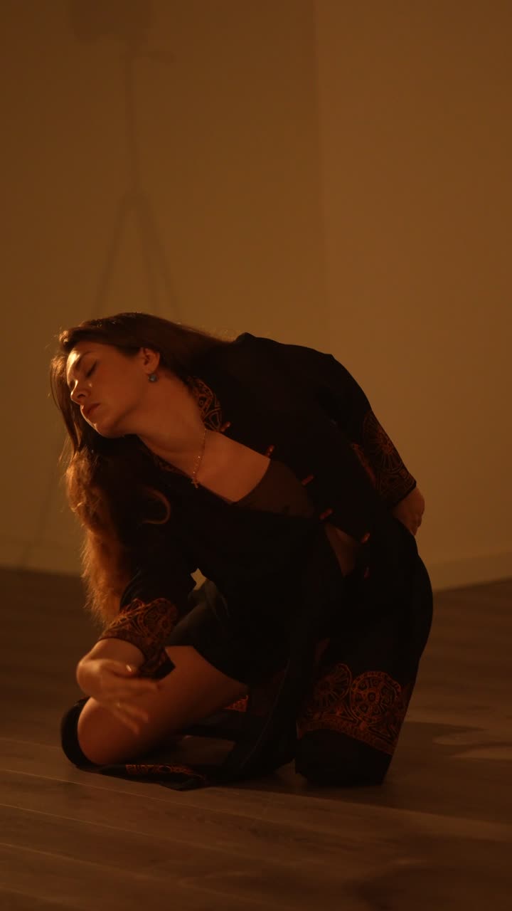 Dançarina em Performance Contemporânea
