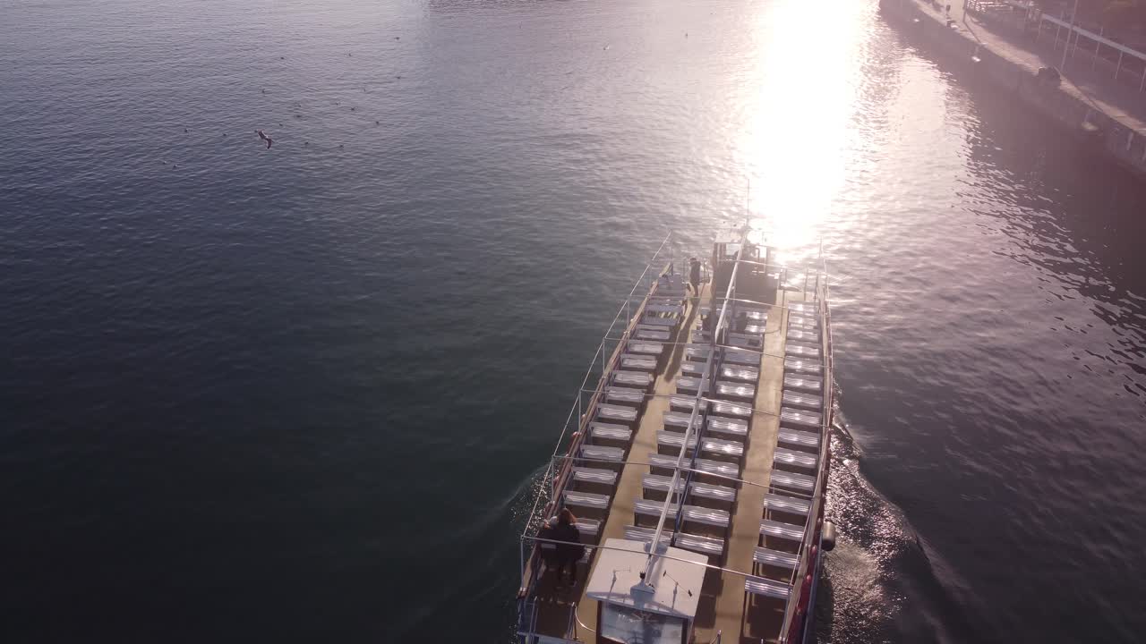 imágenes filmadas en barcelona a la montaña de montjuic con dji mini 2 en 4k