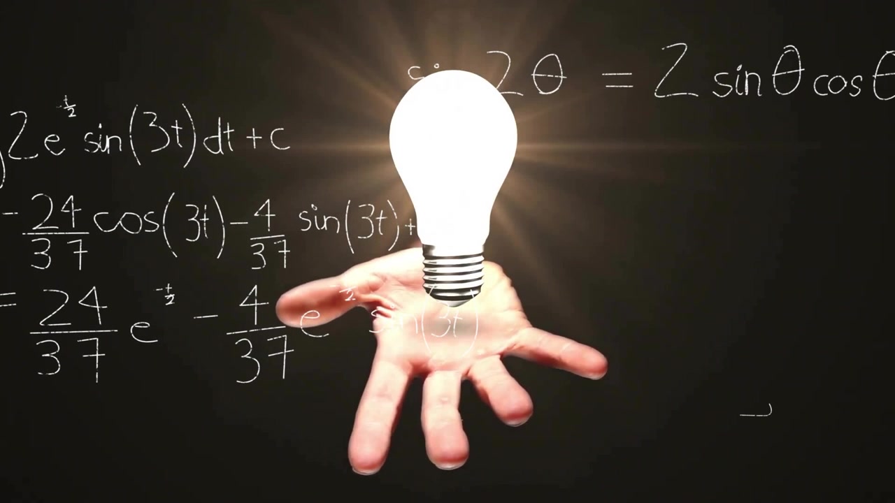Animasi bola lampu di atas tangan wanita dan pemrosesan data matematis