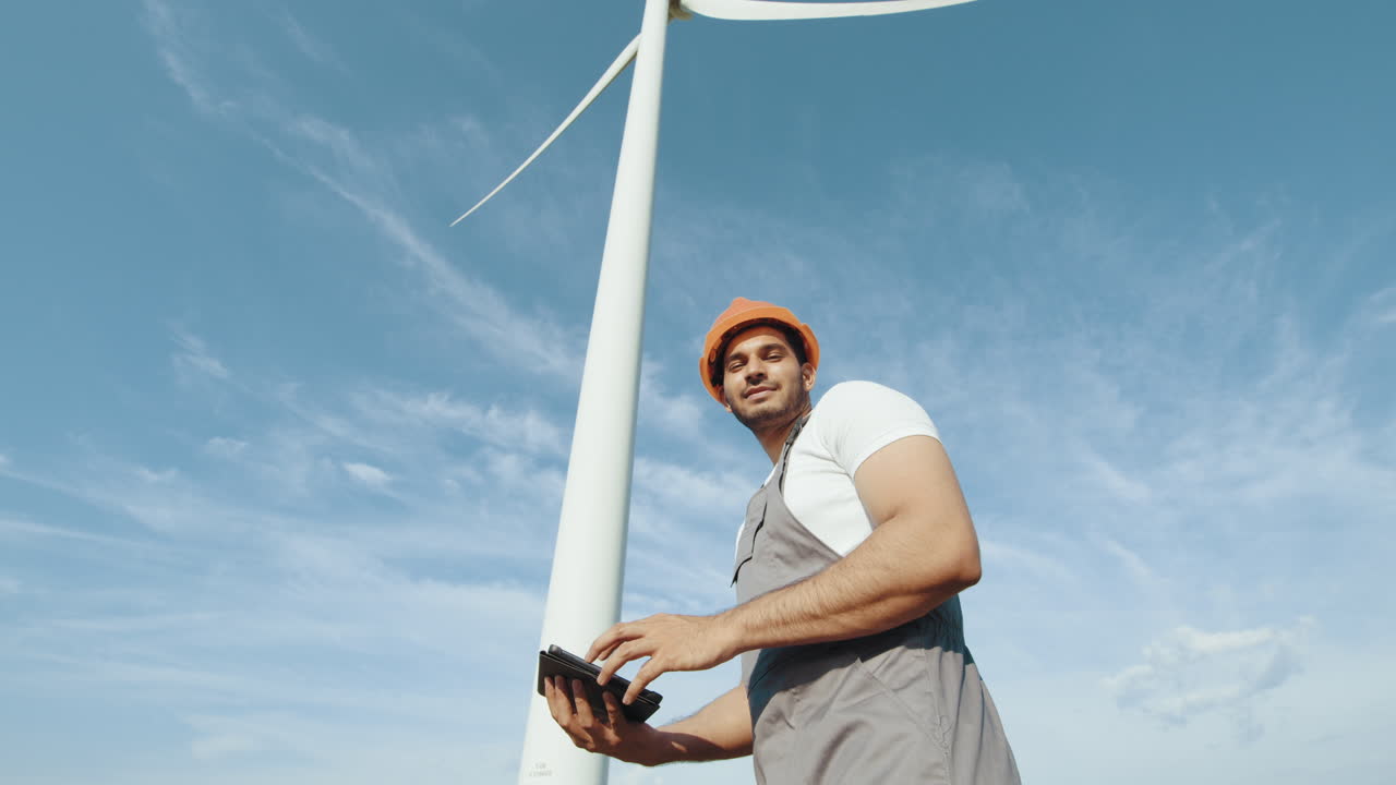 풍력 터빈 기술자 검사