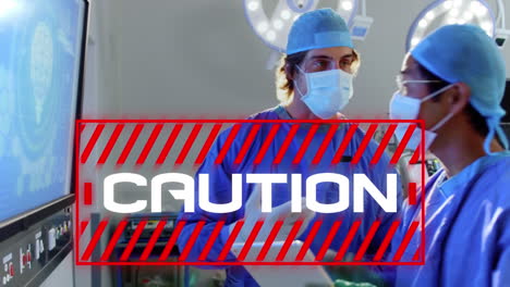 animación de la palabra precaución con un trabajador de la salud en el fondo durante la pandemia de coronavirus
