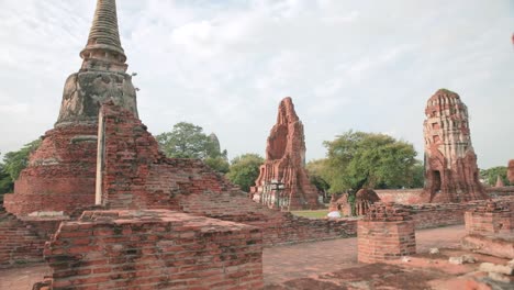 Ayutthaya's-Temples-Showcase-Historic-Architecture-on-a-Stunning-Thai-Day