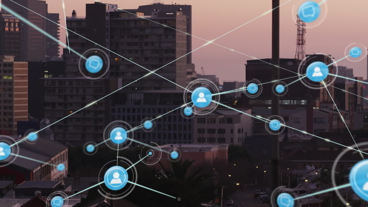 animación de una red de iconos digitales frente a una vista aérea del paisaje urbano