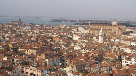 Mirador-Elevado-De-Venecia