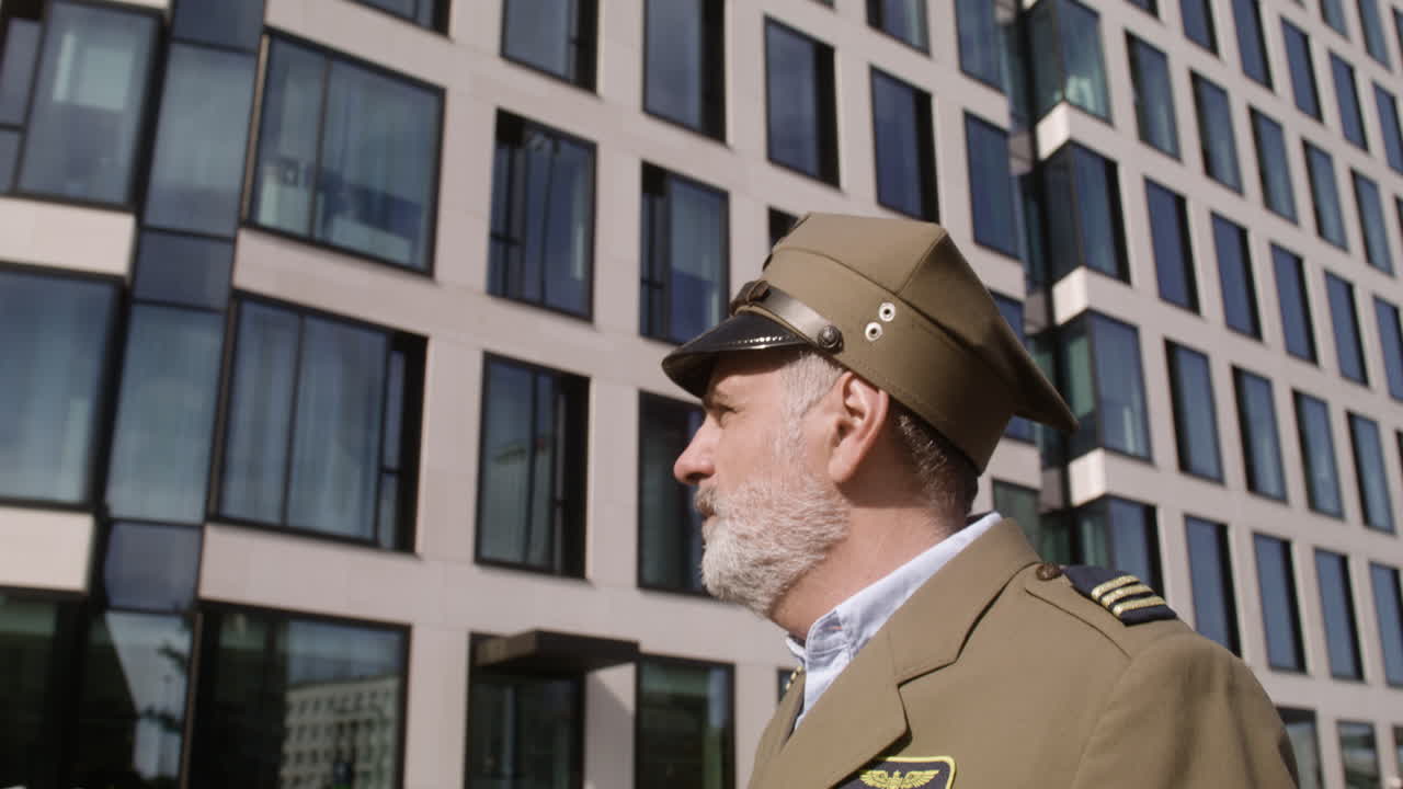 야외에서 는 남자