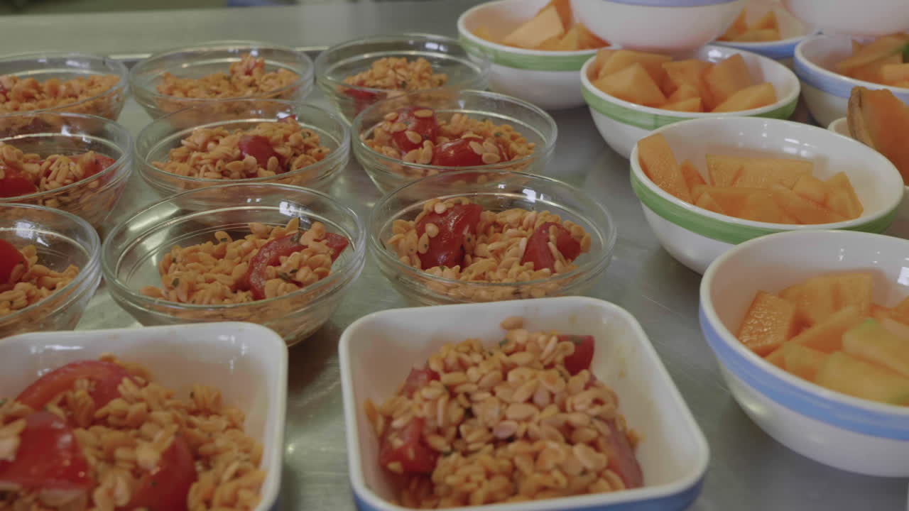 catering de comida en una escuela cerca de francia