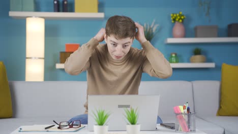 el estudiante que quiere verse guapo.