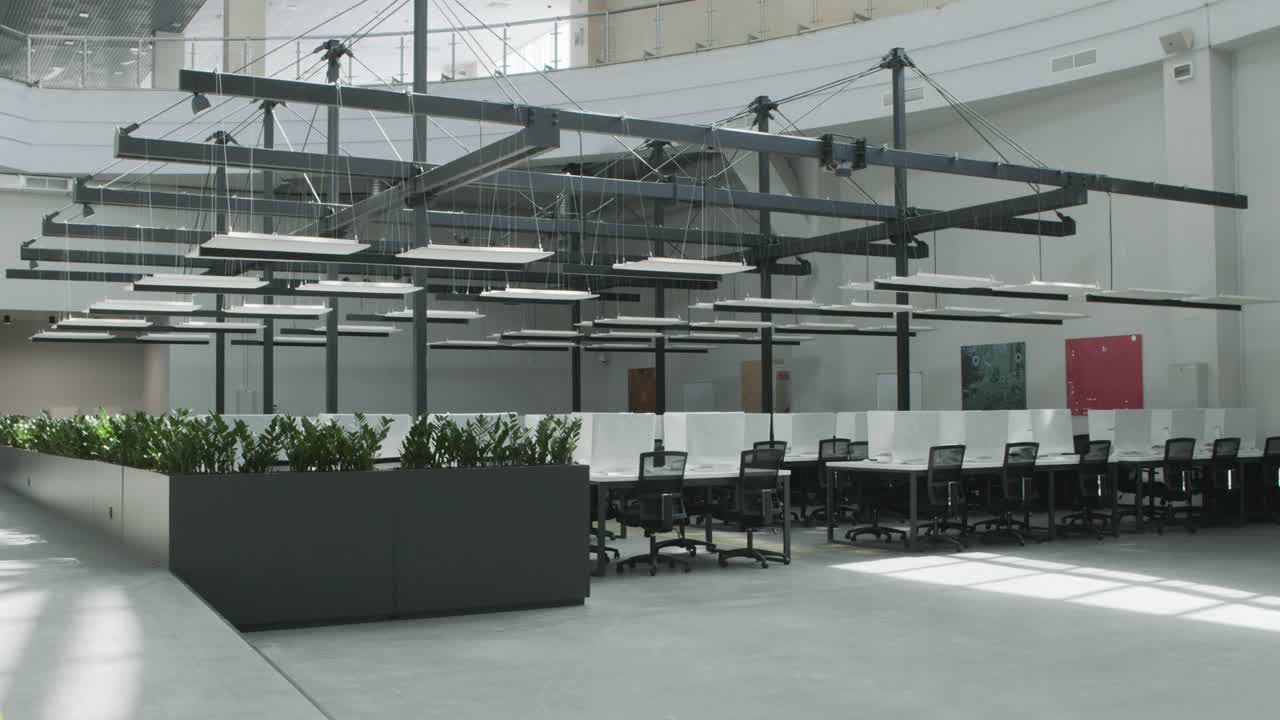 현대적인 오픈 플랜 사무실 공간