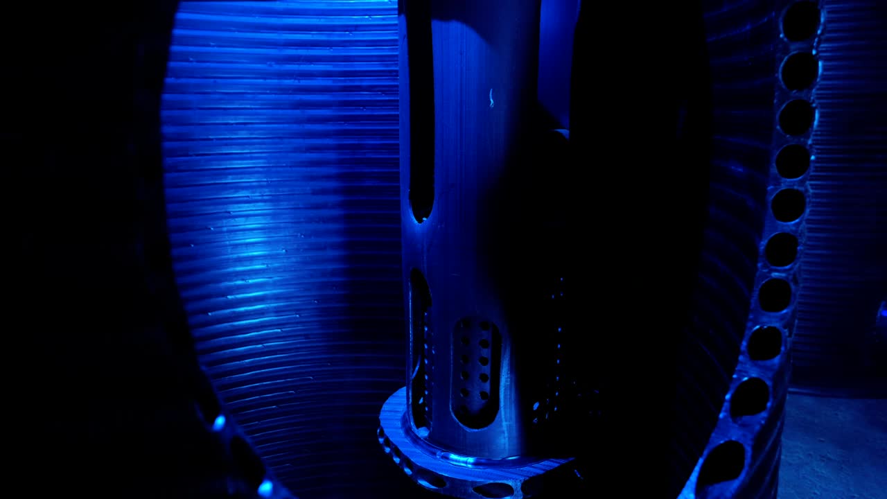 abstracción. pared de barril industrial en la sección