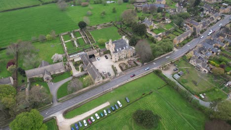 Overhead-Drone-Vista-Aérea-Bourton-House-Garden-,-Cotswold-Uk