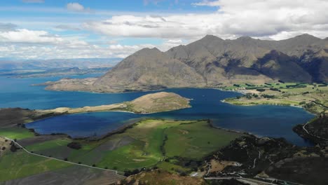 Aerial-view-of-famous-Roy's-Peak,-popular-travel-destination-in-New-Zealand