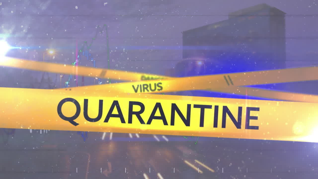 위험, 바이러스 및 격리 텍스트와 함께 노란색 경찰 테이프 야간 도시 풍경