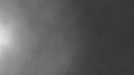 nuvens de névoa raio de luz movimento abstrato 4k