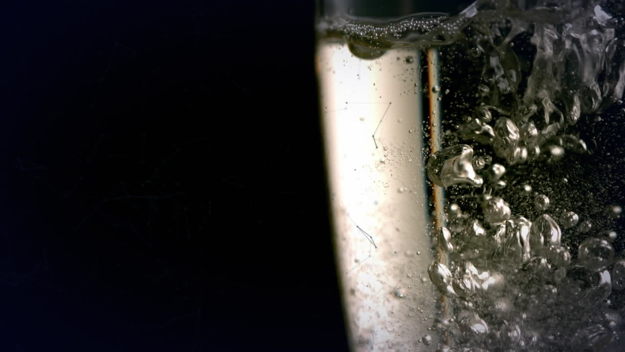 번 ⁇ 이는 연결 네트워크와  ⁇ 페인 잔의 애니메이션