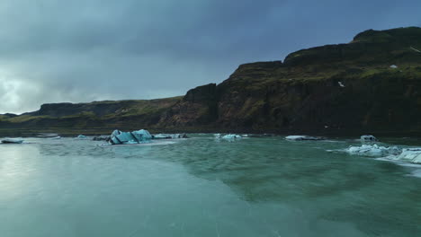 vista aérea de la masa glaciar vatnajokull