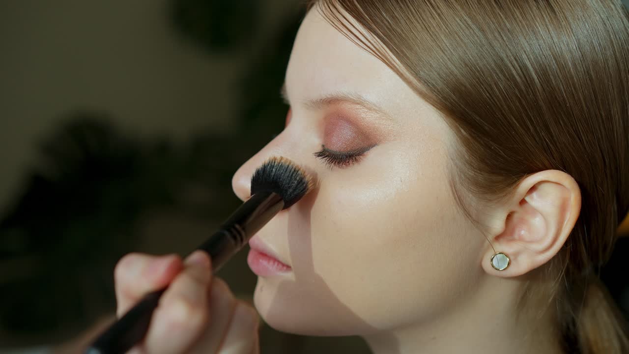 sesión de aplicación de maquillaje