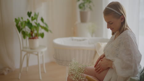 pregnant woman expecting and bonding