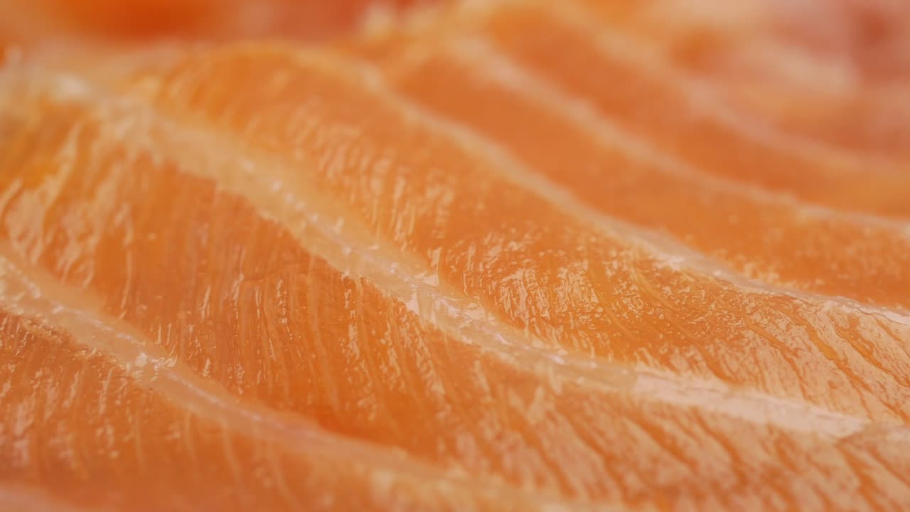 Primo piano di un filetto di salmone fresco