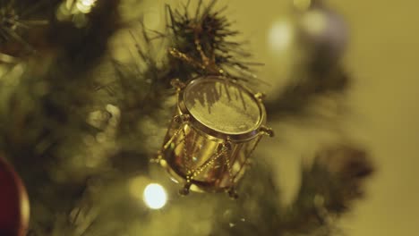 Christmas-Tree-and-Ornaments-With-Lights