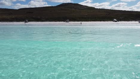 幸运湾 (lucky bay) 是位于西澳大利亚的海湾,位于cape le grand国家公园-2