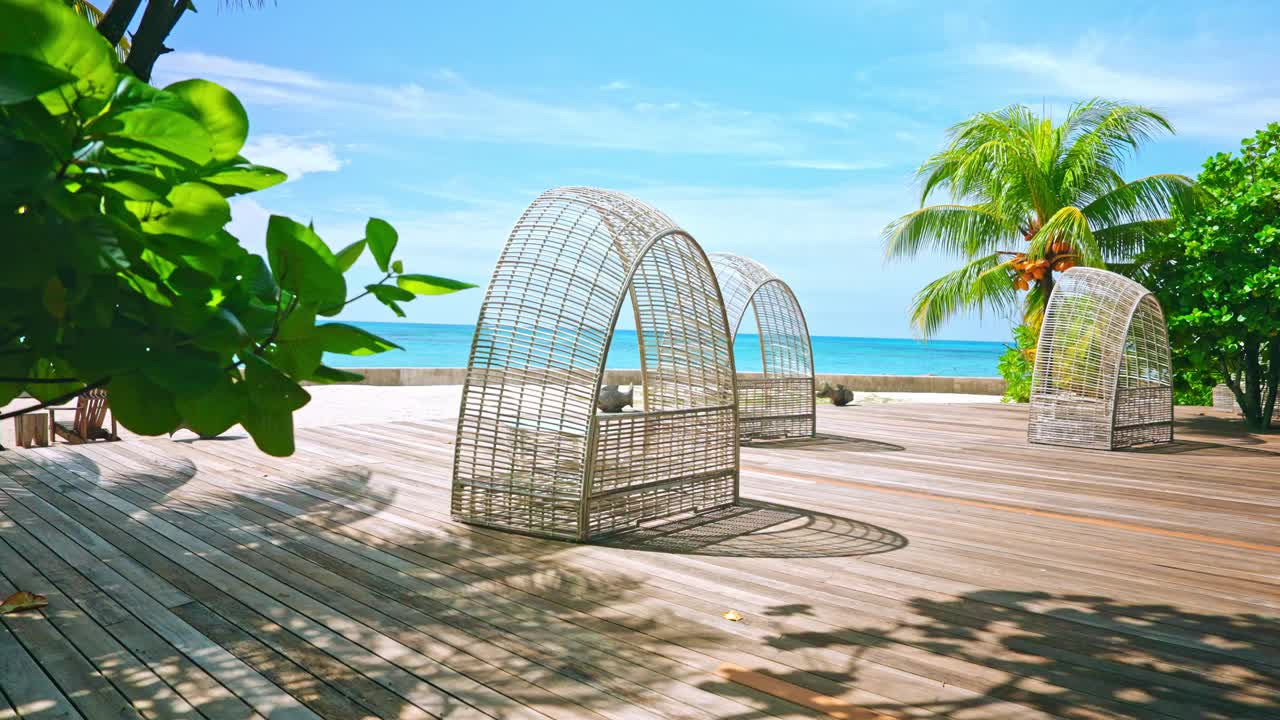 바가에 있는 열대 럭셔리 해변 리조트의 넓은 정적